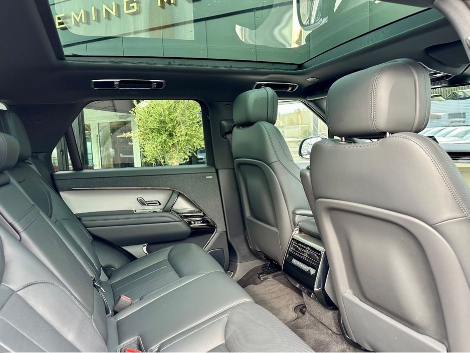 2025 Land Rover Range Rover Sport