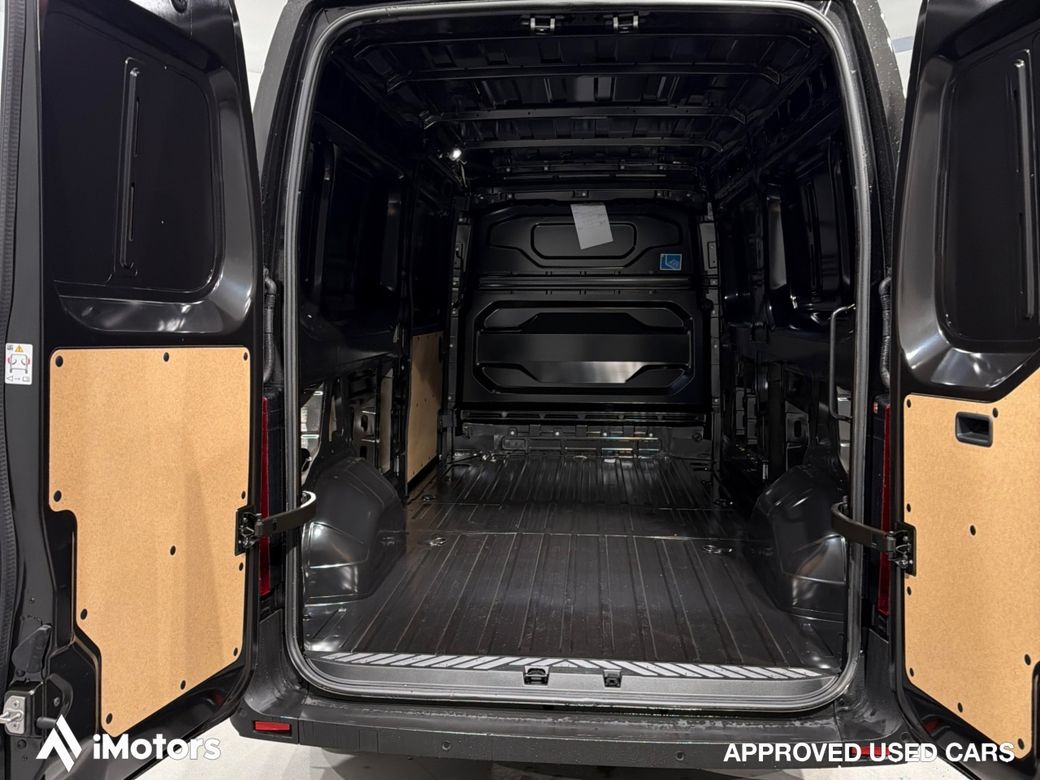 2026 Nissan Interstar