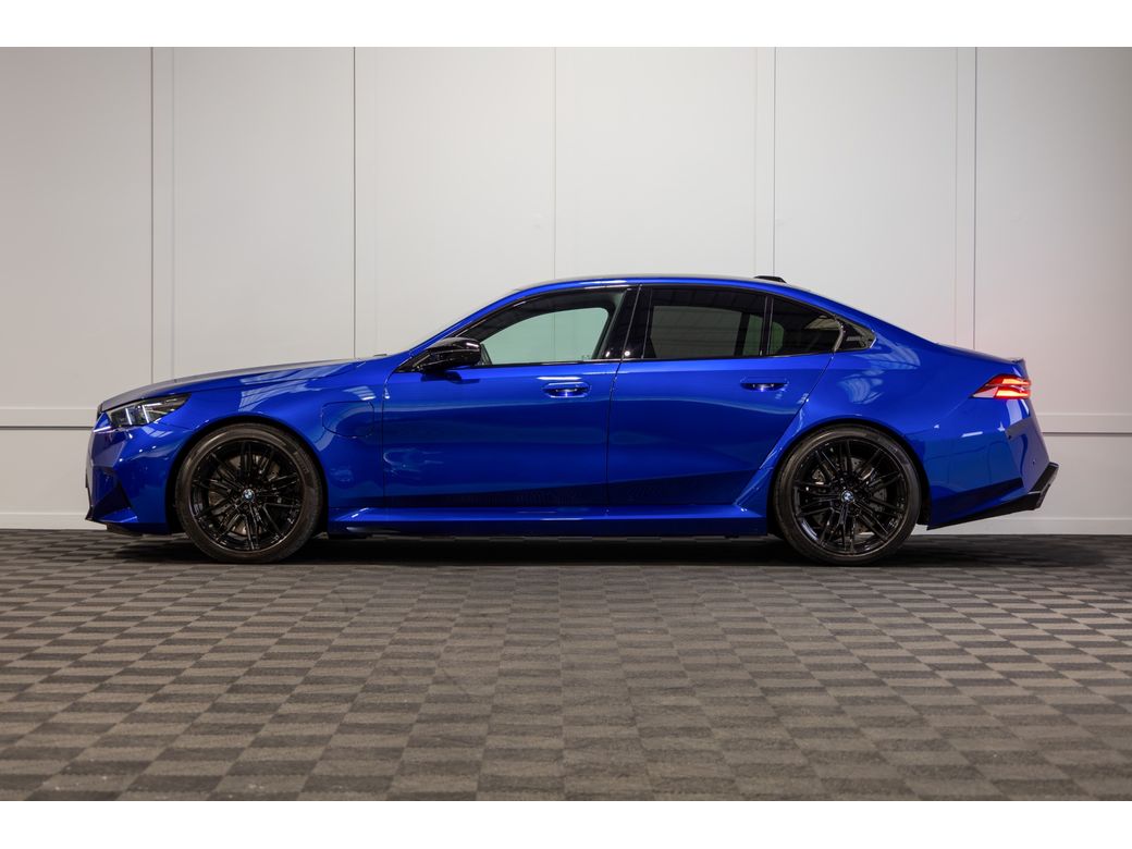 2026 BMW M5