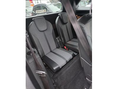 2022 Peugeot 5008