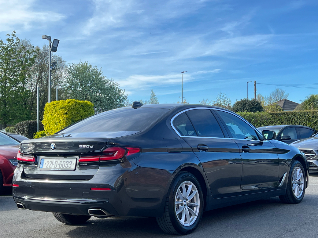 2021 BMW 5 Series