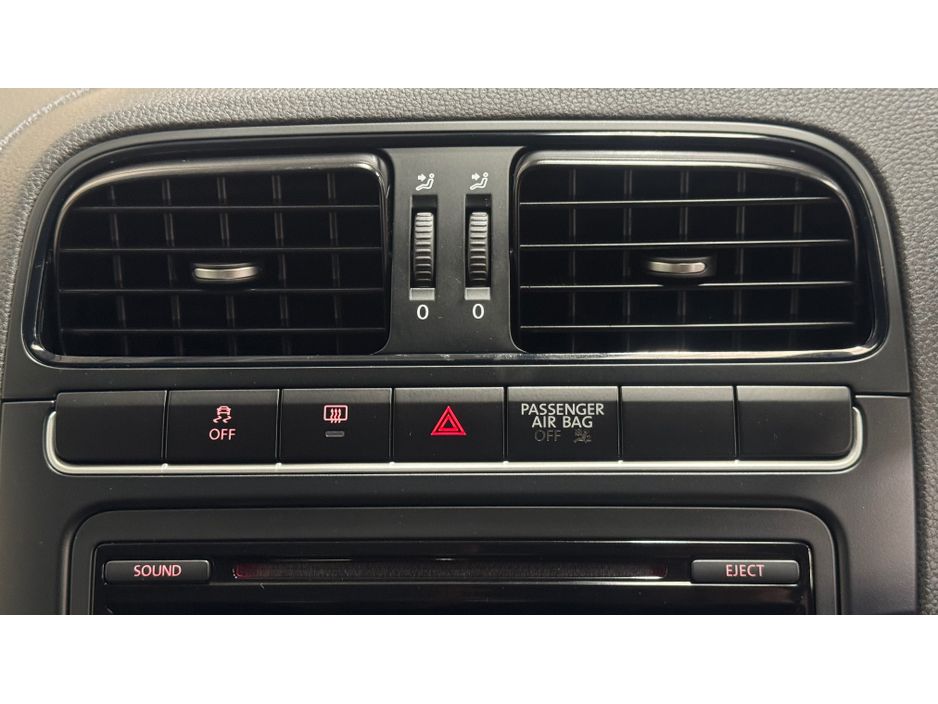 2014 Volkswagen Polo