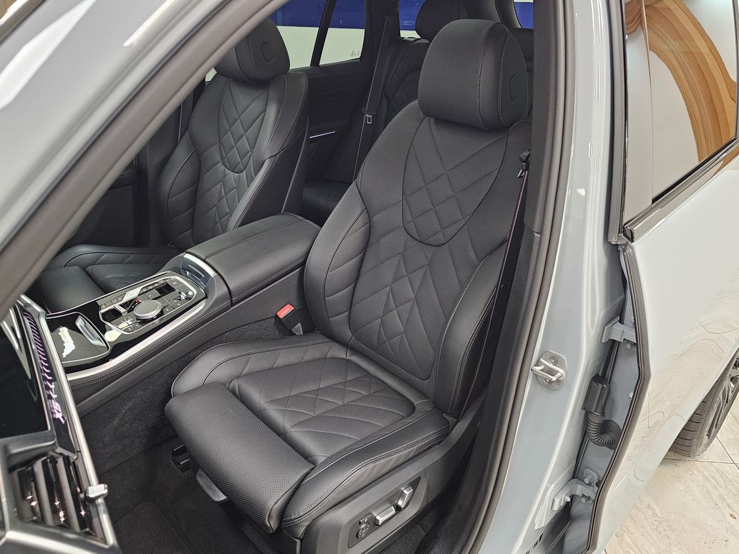 2025 BMW X5