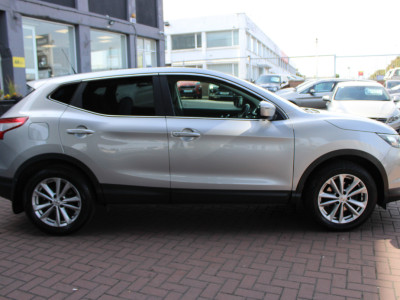 2015 Nissan Qashqai