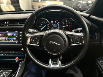 2016 Jaguar XF