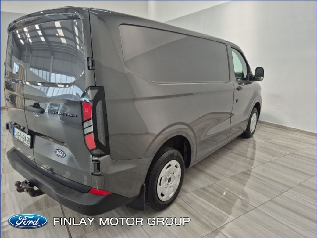 2024 Ford Transit Custom