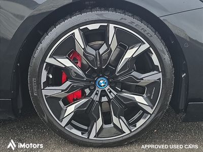 2025 BMW i5