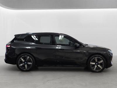 2025 BMW iX