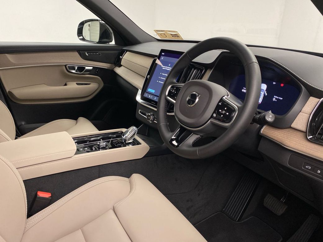 2025 Volvo XC90