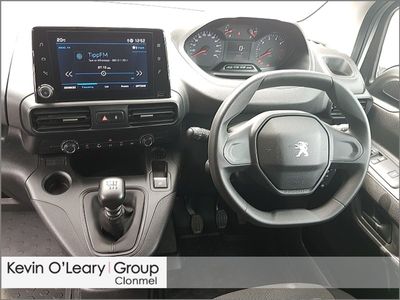 2023 Peugeot Partner
