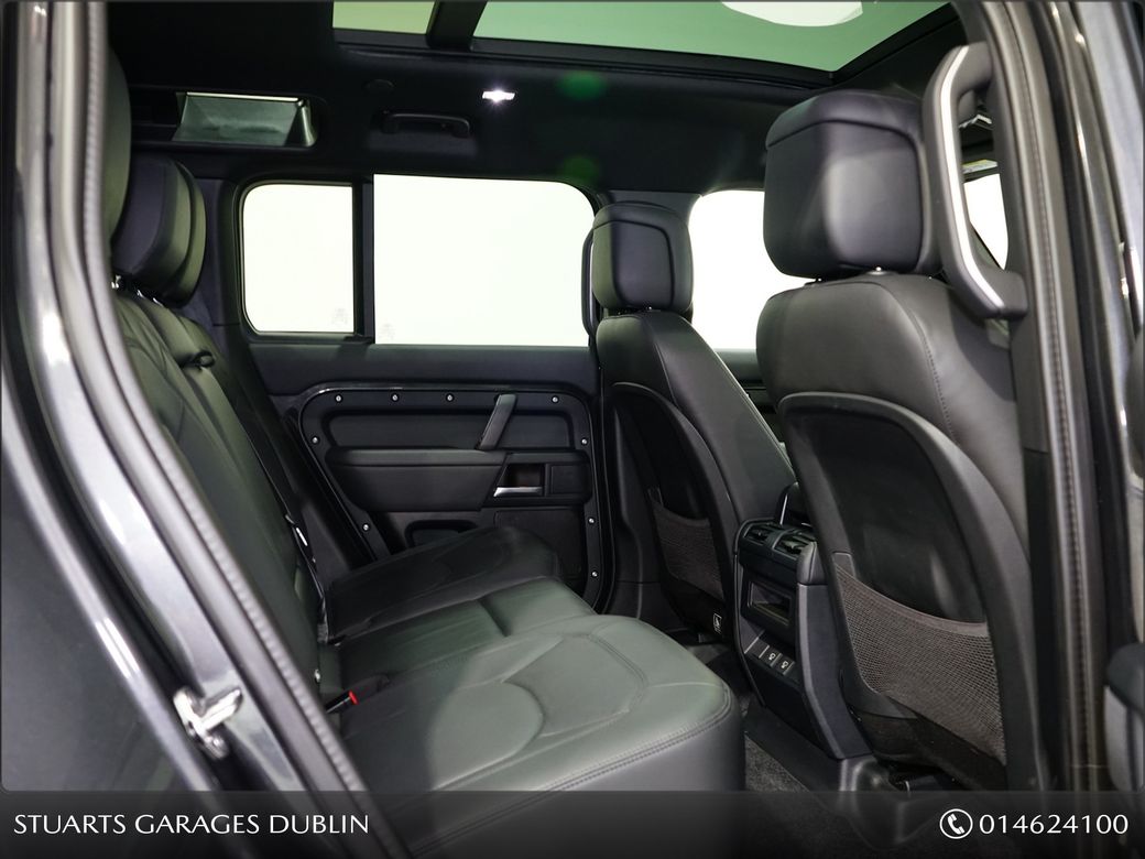 2025 Land Rover Defender