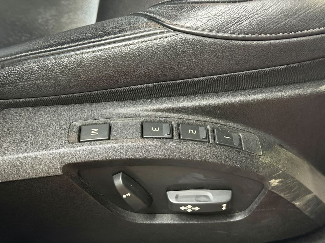 2015 Volvo V40