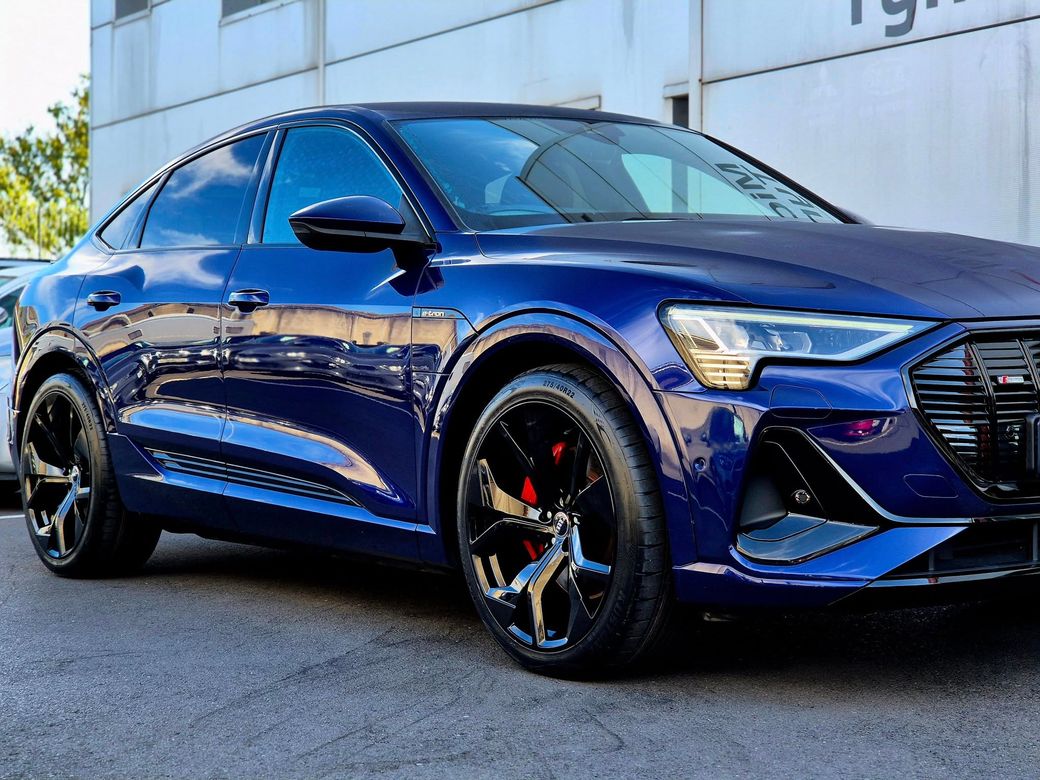 2022 Audi e-tron