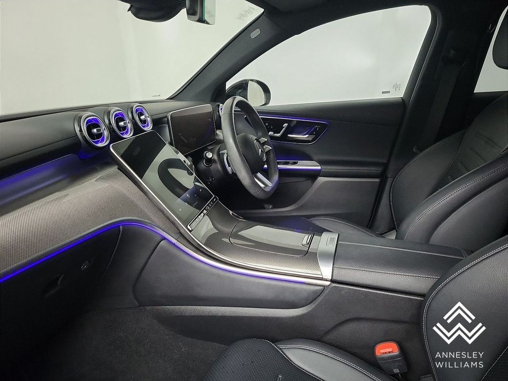 2024 Mercedes-Benz GLC Class
