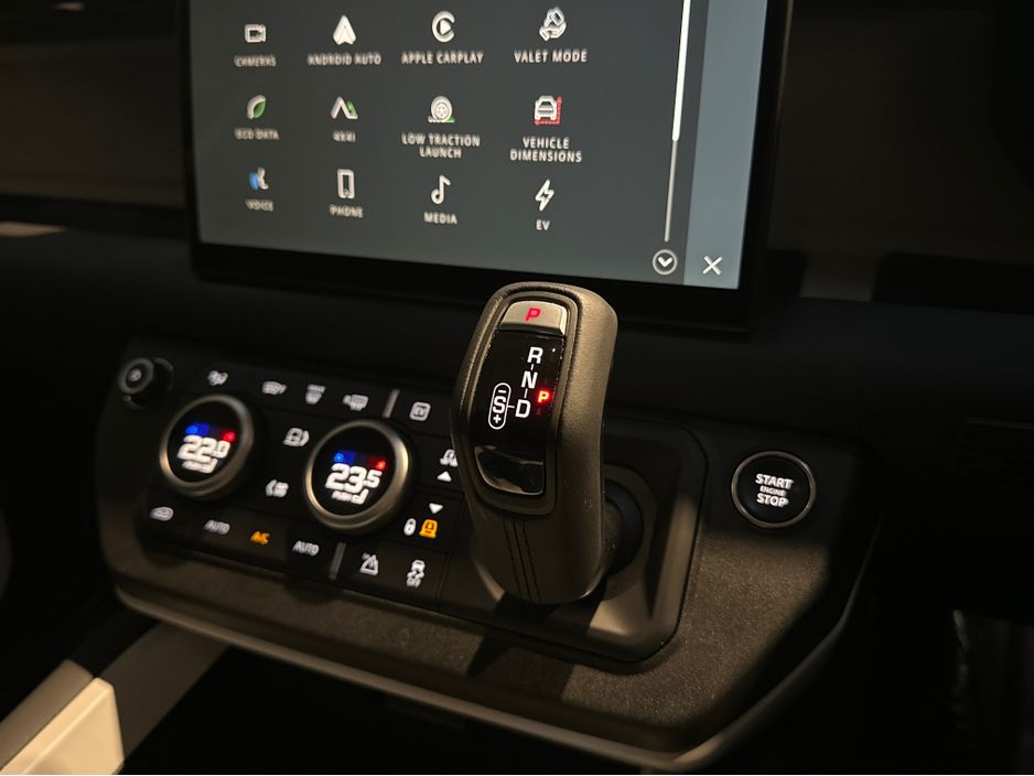 2025 Land Rover Defender
