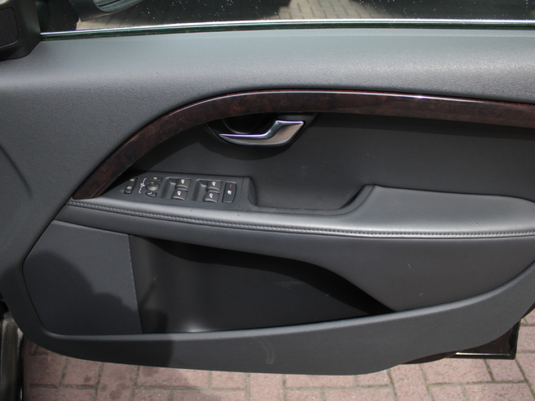 2016 Volvo V70