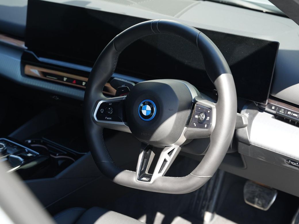 2025 BMW 5 Series
