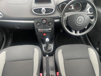 2011 Renault Clio
