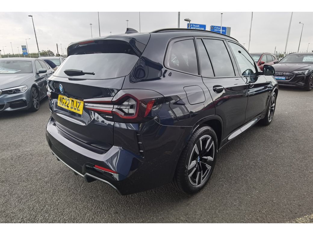 2022 BMW iX3