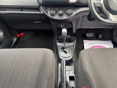 2015 Toyota Vitz