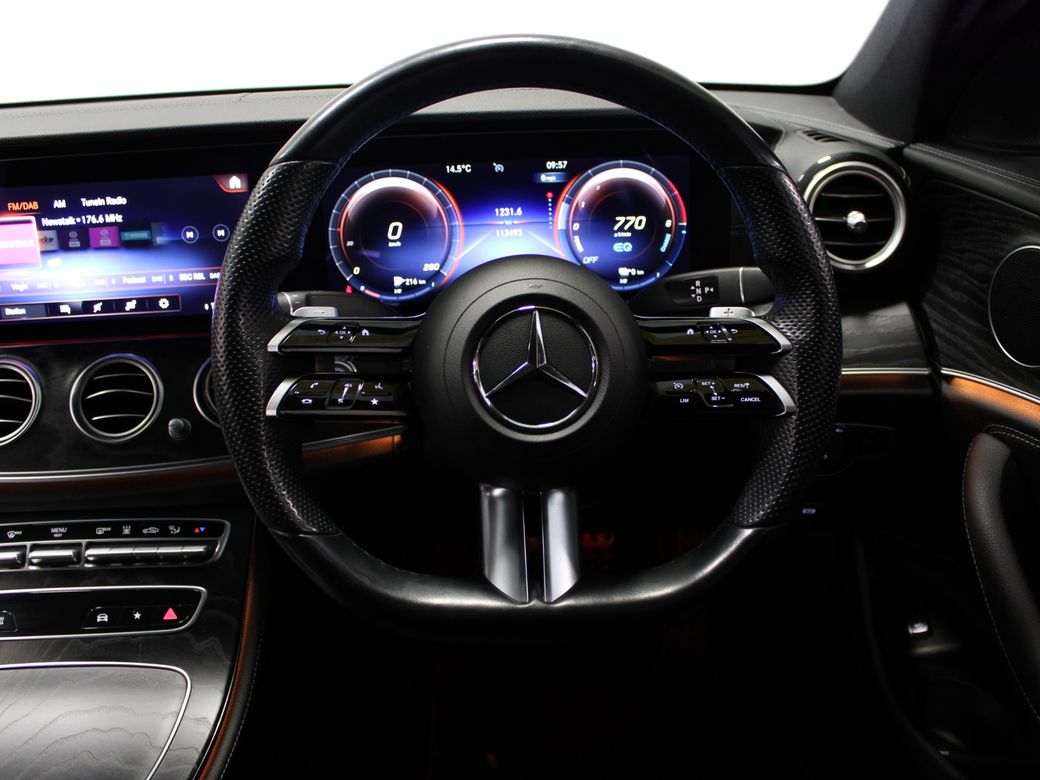 2021 Mercedes-Benz E 300