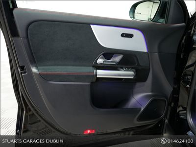 2025 Mercedes-Benz EQA