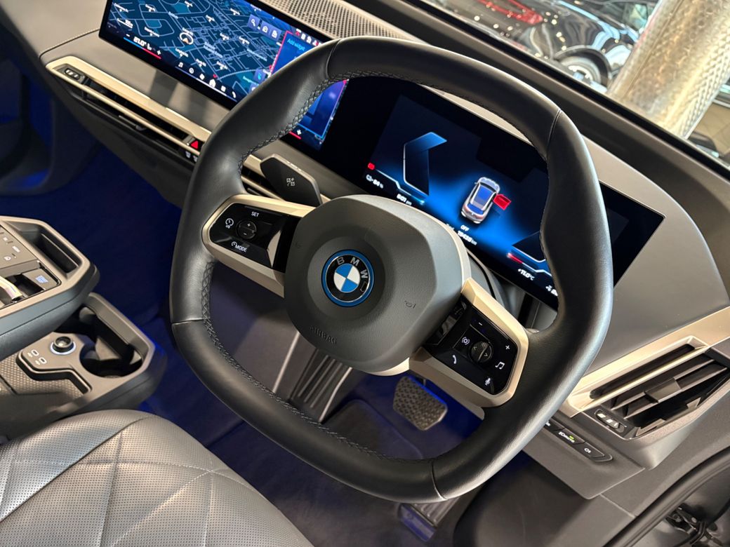 2023 BMW iX