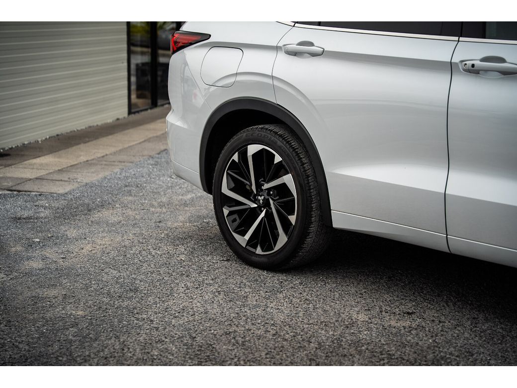 2023 Mitsubishi Outlander