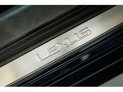 2023 Lexus ES 300h