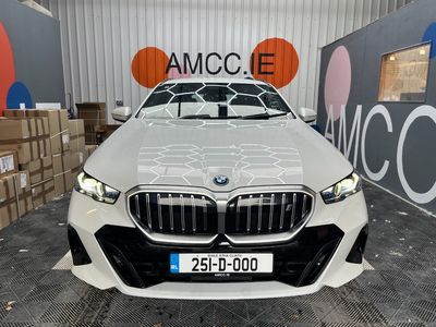 2025 BMW i5