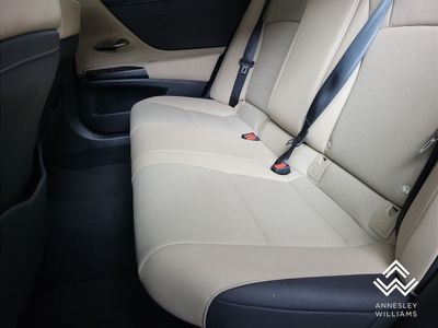 2021 Lexus ES 300h