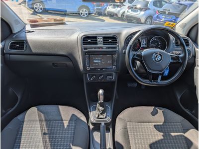2016 Volkswagen Polo