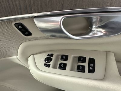 2023 Volvo XC90