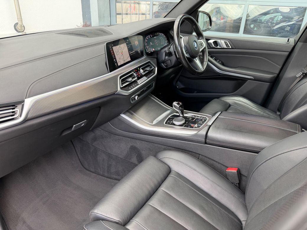 2021 BMW X5
