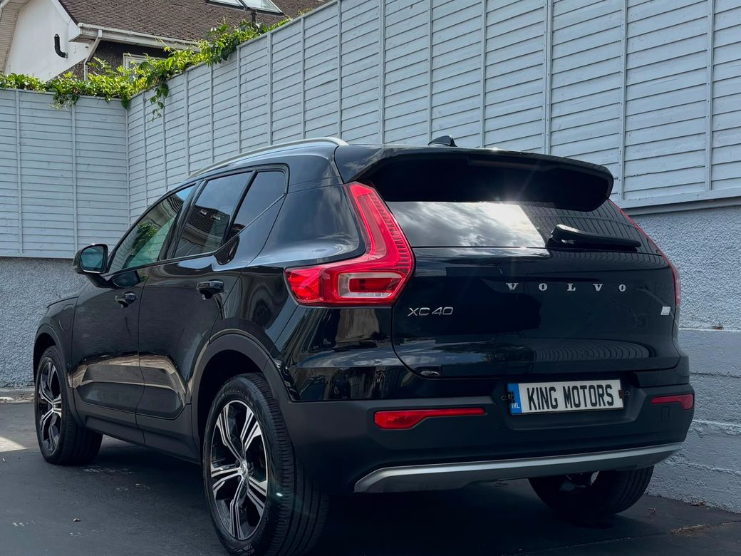 2022 Volvo XC40