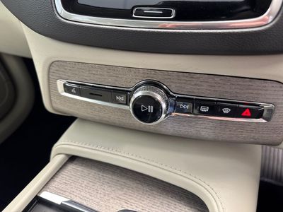 2021 Volvo XC90