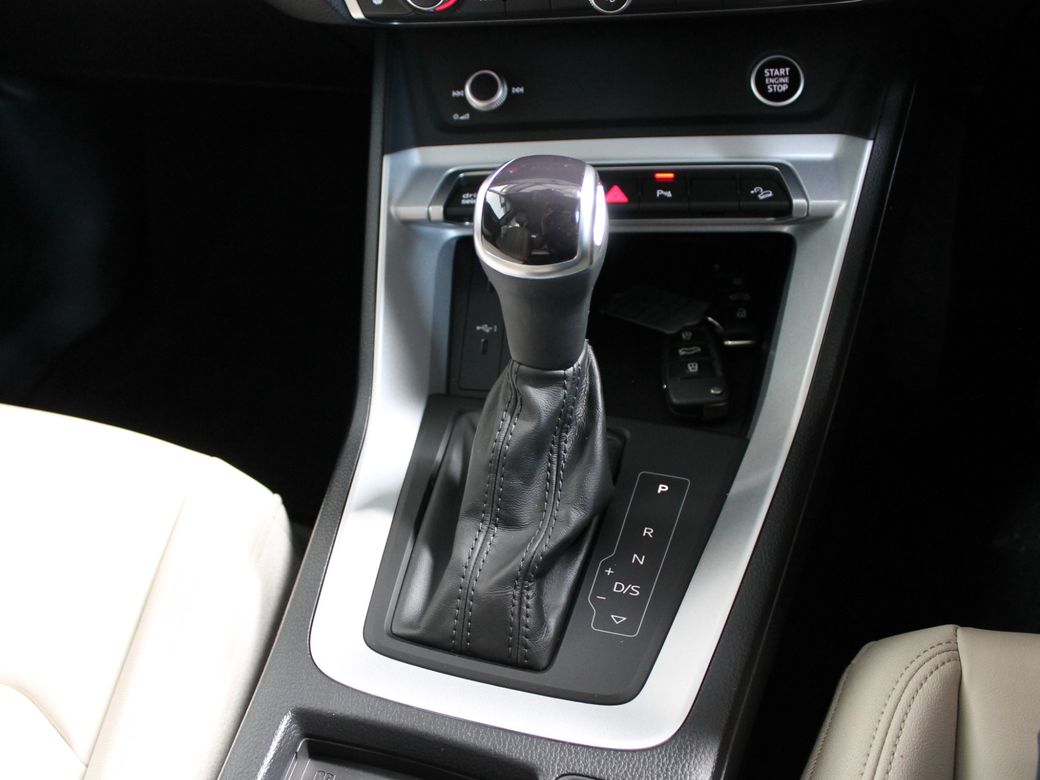 2023 Audi Q3