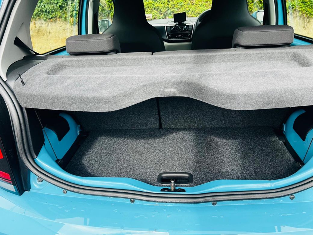 2019 Volkswagen up!