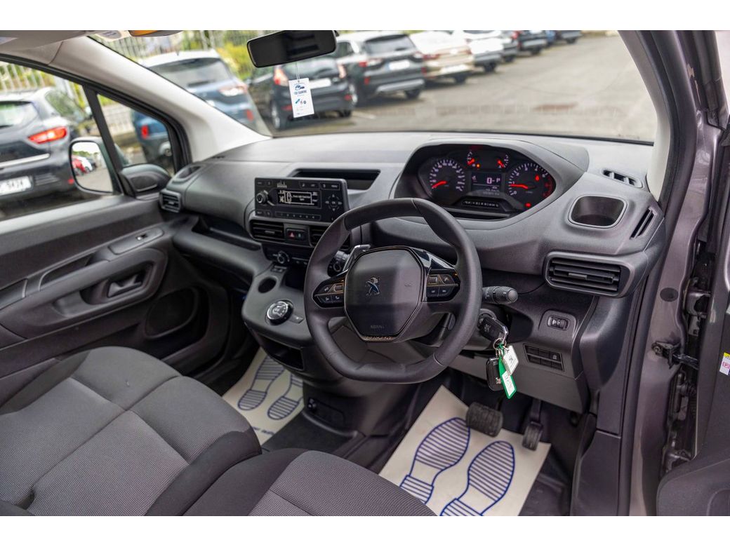 2020 Peugeot Partner