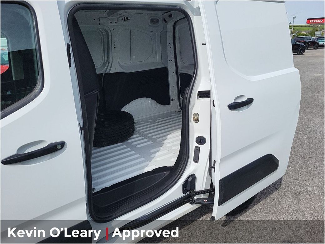2021 Opel Combo