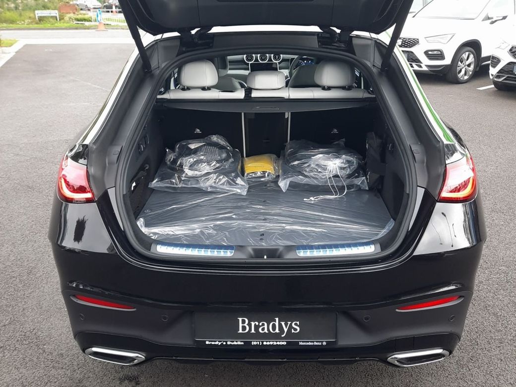 2025 Mercedes-Benz GLC Class
