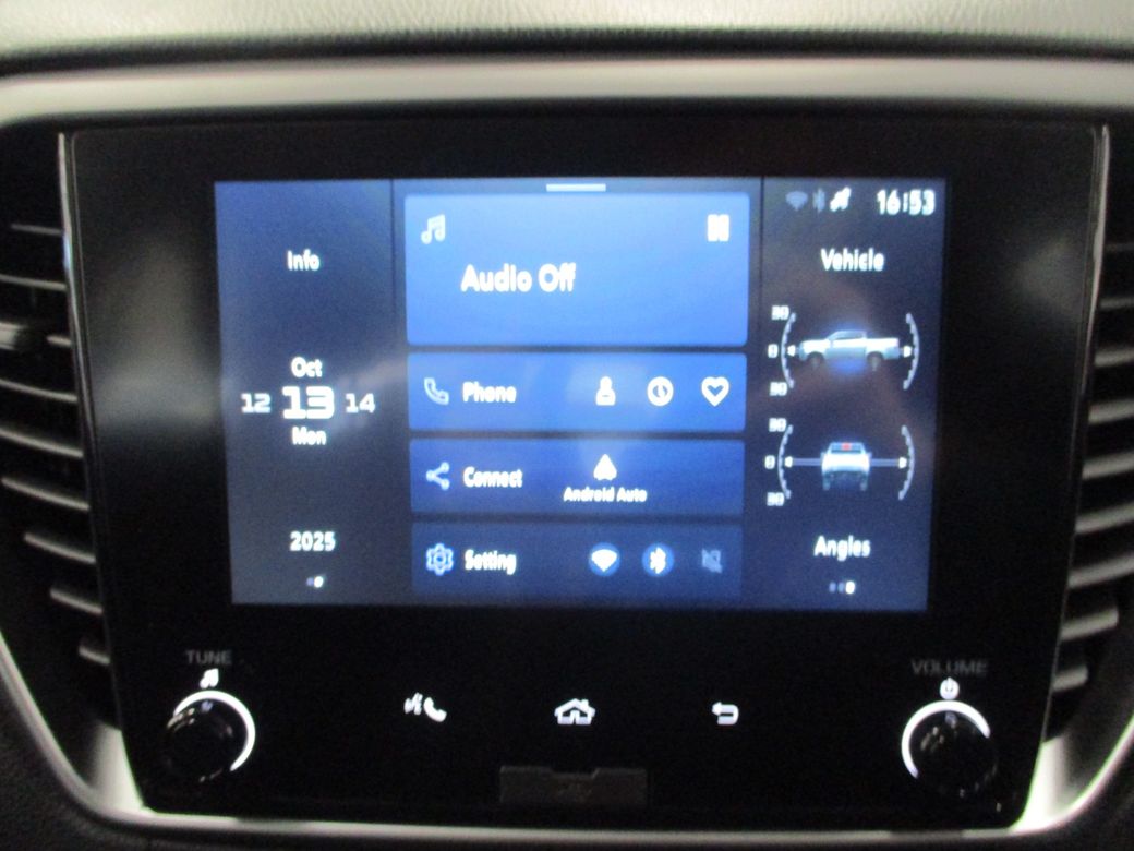 2025 Isuzu D-MAX