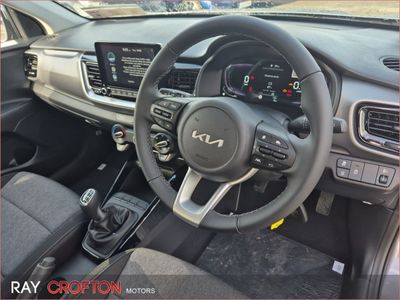 2025 Kia Stonic