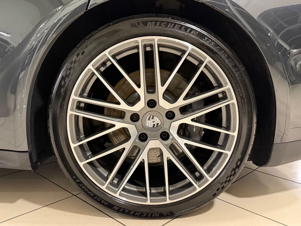 2025 Porsche Panamera