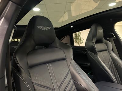 2023 Aston Martin DBX