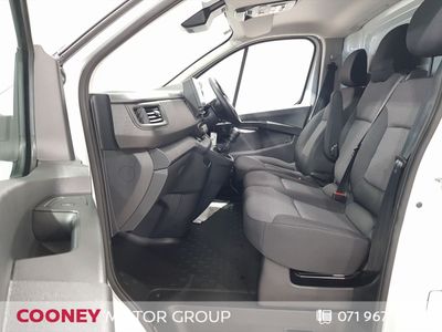 2025 Nissan Primastar