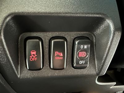 2017 Mitsubishi Pajero