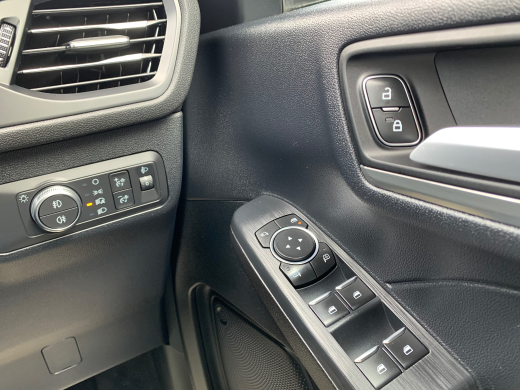 2022 Ford Kuga