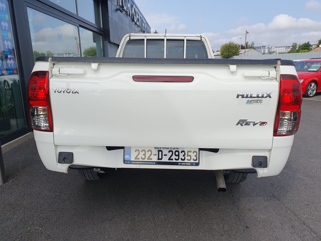 2023 Toyota Hilux