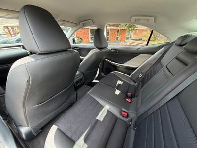 2016 Lexus IS